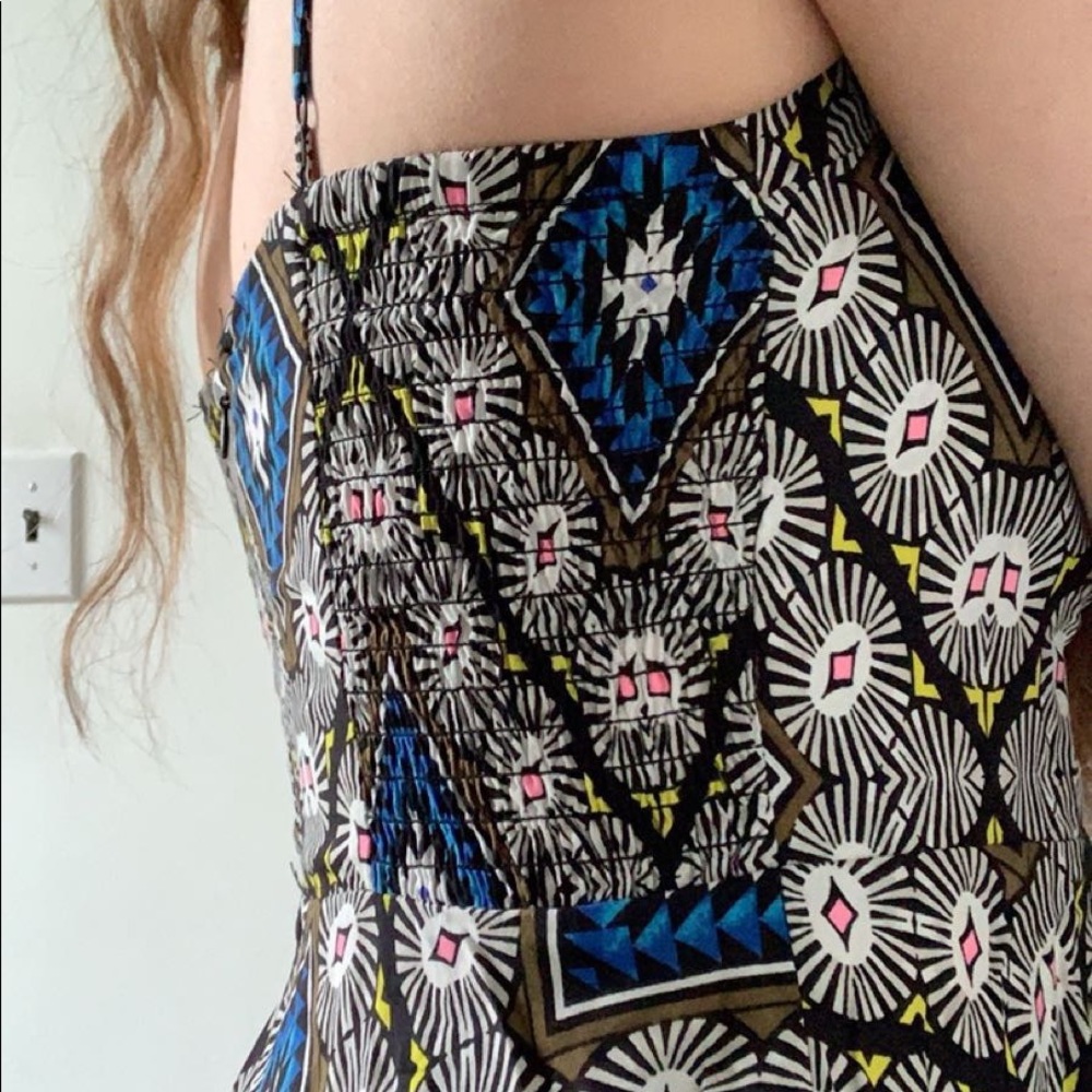 Patterned Dress - Picture 4 of 4